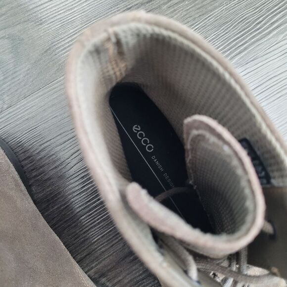 Ecco Taupe Suede Lace-Up Cap Toe Boots Men's 8 - Picture 5 of 6